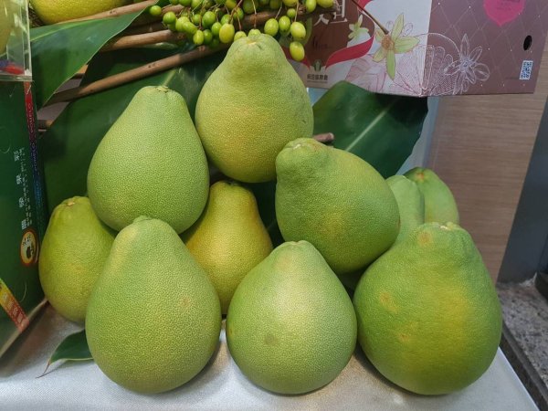 The more you add the grapefruit, the more delicious it is, and the most delicious and juicy it is when it is put in 