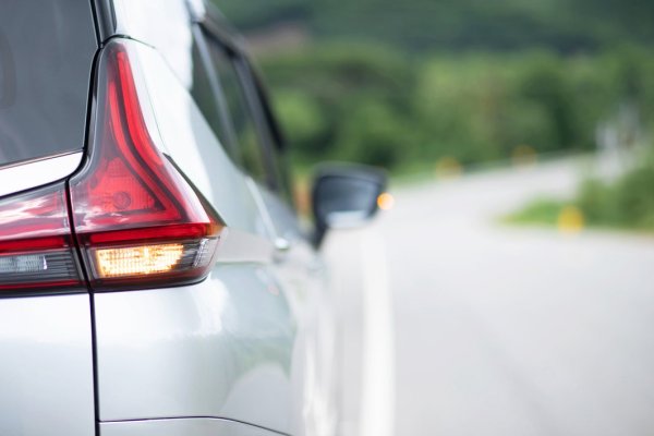 Is it cheaper to travel to your own car than to rent a car? Experts tell you that the opposite is true