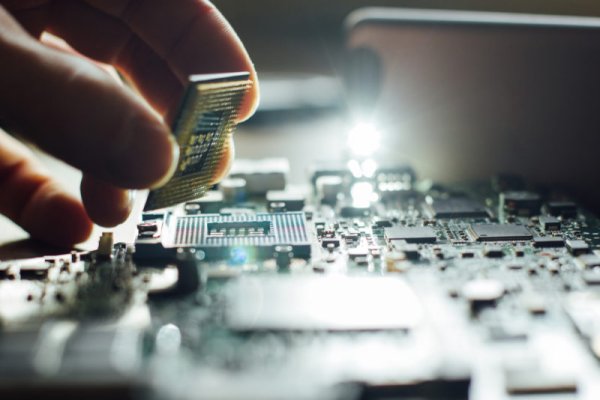 Chinese media: China launches its first domestic electronic beam engraving machine 