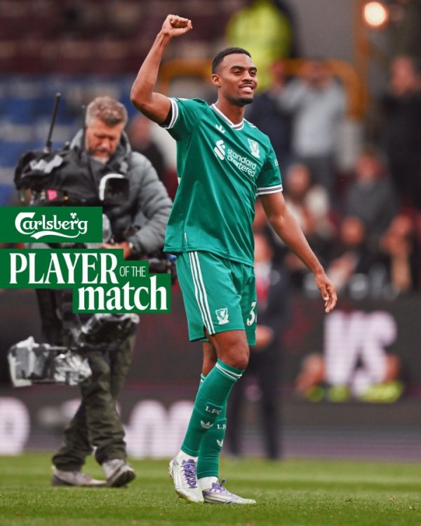 4 key passes, official: Heraffenberg was elected as the best in Burnley 1-0