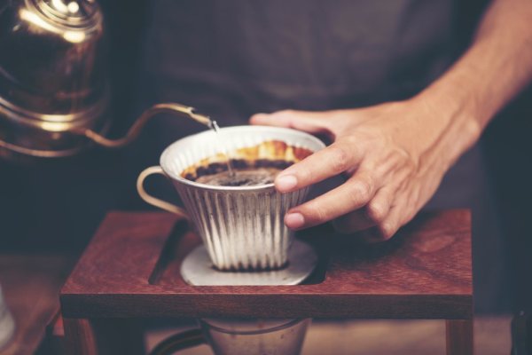 It s a pity to just use it for a bath! Innovative drinking of instant coffee, turning into a coffee shop special