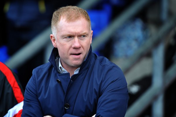 Scholes: Ferguson once rushed to the back of the bus and scolded the players who were yelling in the game