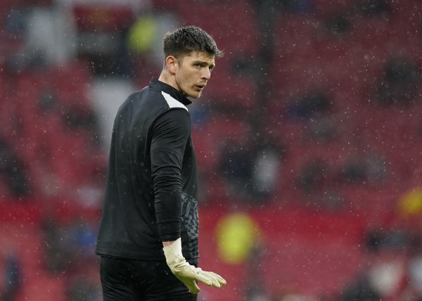 Sky: Newcastle activates Pope s contract extension clause and renews until 2027