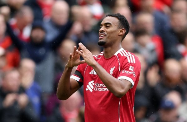 I can t do it without you! Hrafenberch returned and scored to help the team win. He had missed 3 games before and the Red Army had 2 losses.